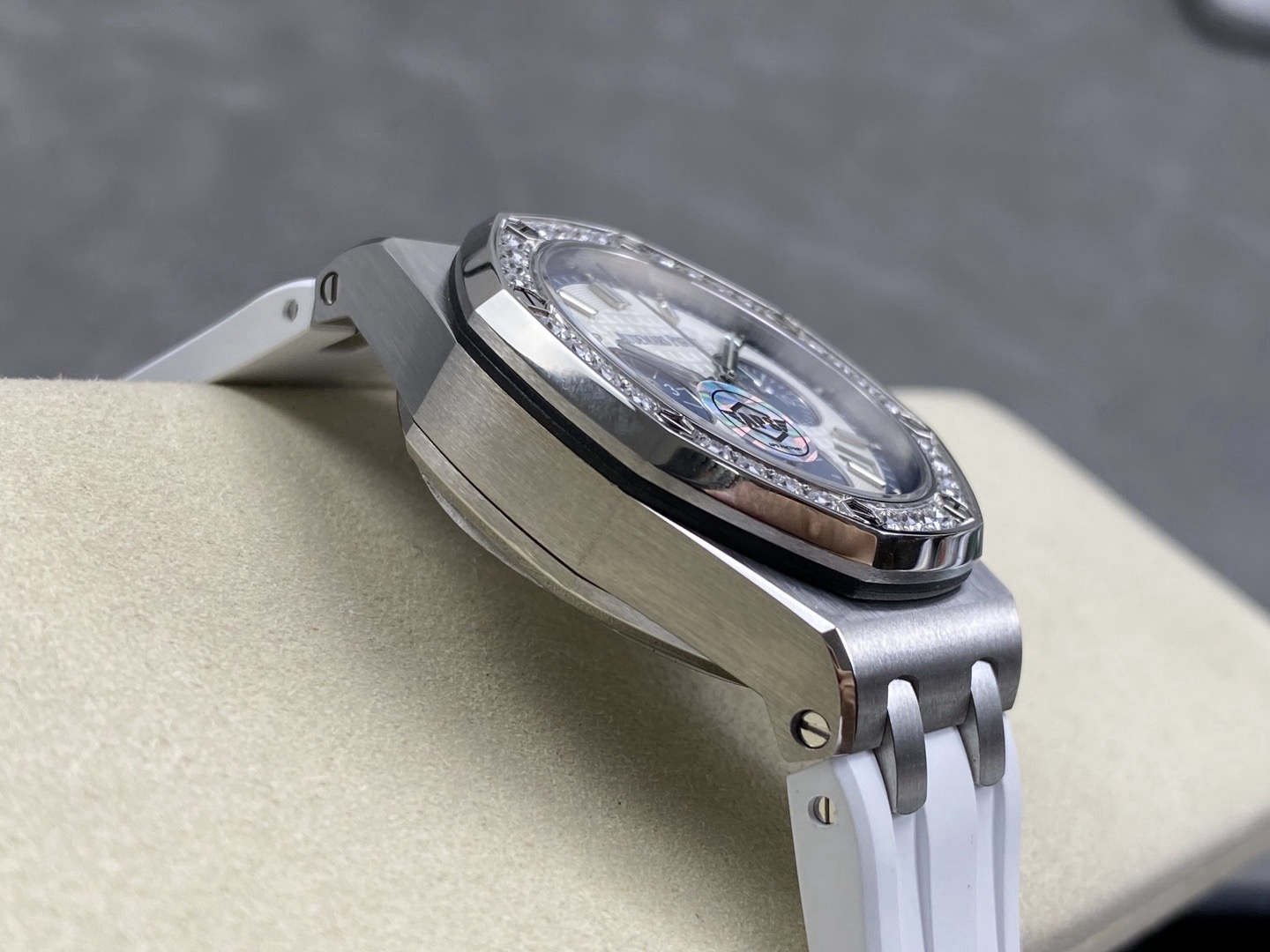 APS 37mm Royal Oak Chronograph (Mechanical Dandong 4801)